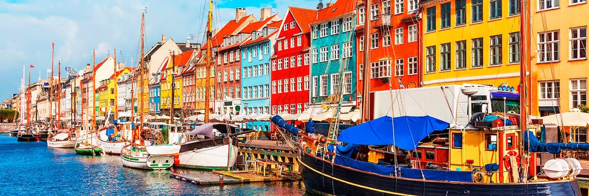 Ofertas de vuelos baratos desde La Coruña a Copenhague (LCG-CPH)