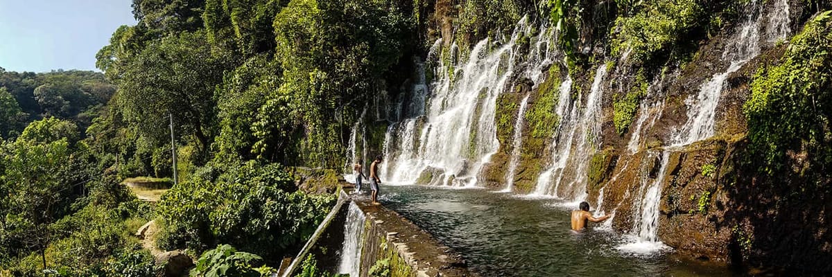 Vind de beste vluchtaanbiedingen naar San Salvador (SAL)