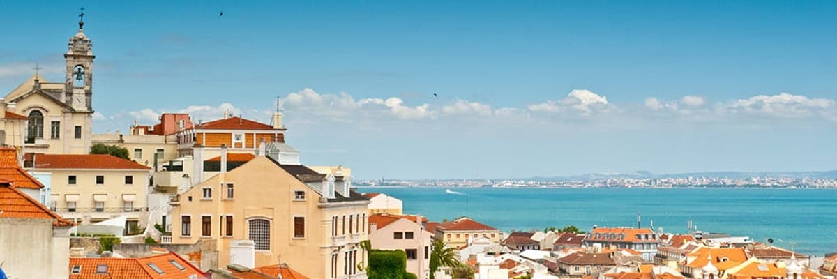 Günstige Flüge ab Valencia nach Portugal mit Air Europa